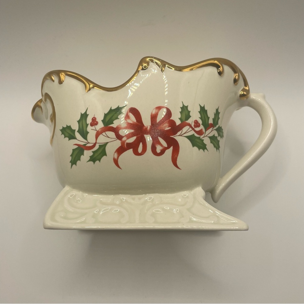 Lenox Holiday Santa Collection Creamer Sleigh Creamer Holly & Ribbons - Picture 4 of 8